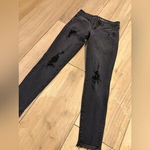 American Eagle Outfitters Black Distressed Skinny Jeans